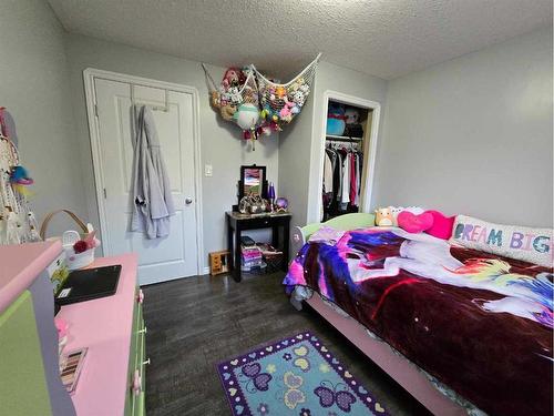5405 15 Street, Lloydminster, AB - Indoor Photo Showing Bedroom