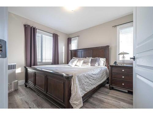 1-3390 72 Avenue, Lloydminster, AB - Indoor Photo Showing Bedroom