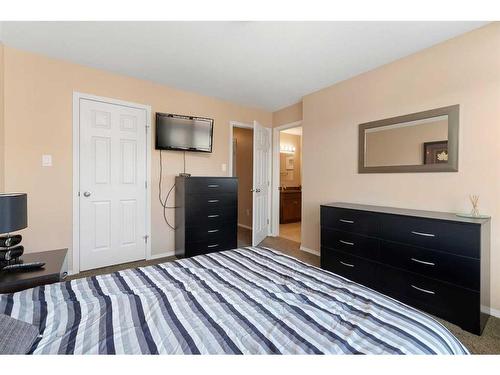 28-1407 53 Avenue, Lloydminster, AB - Indoor Photo Showing Bedroom