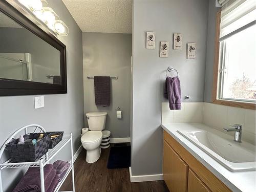 5808 51 Avenue, Vermilion, AB - Indoor Photo Showing Bathroom