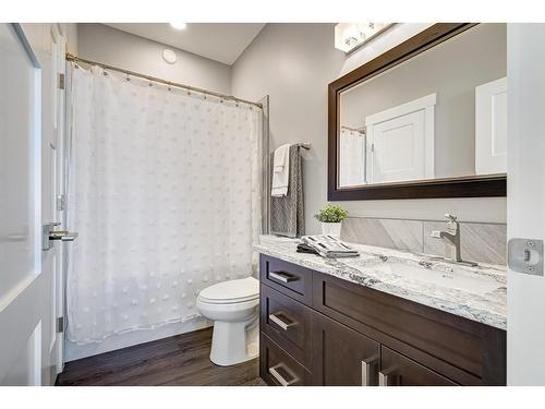 1501 59B Avenue, Lloydminster, AB - Indoor Photo Showing Bathroom