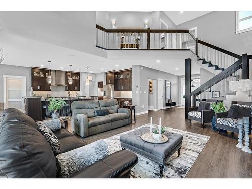 1501 59B Avenue, Lloydminster, AB - Indoor Photo Showing Living Room