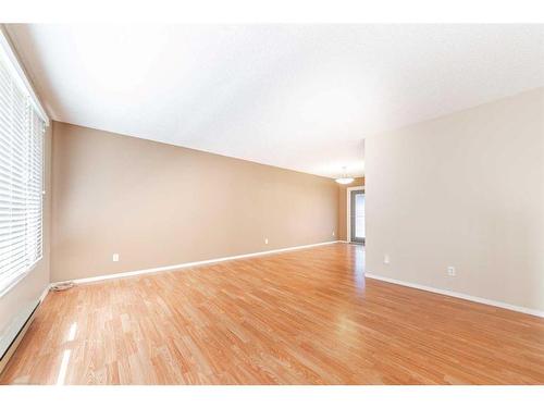 110 5 Avenue, Maidstone, SK - Indoor Photo Showing Other Room