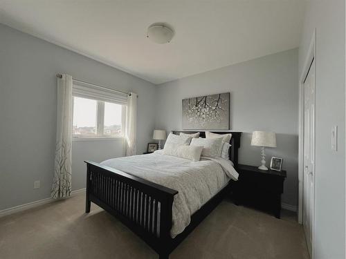 1010 30 Street, Wainwright, AB - Indoor Photo Showing Bedroom