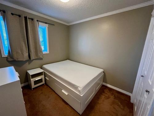 103B-4520 51 Street, Vermilion, AB - Indoor Photo Showing Bedroom
