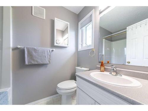 505 2 Street East, Maidstone, SK - Indoor Photo Showing Bathroom