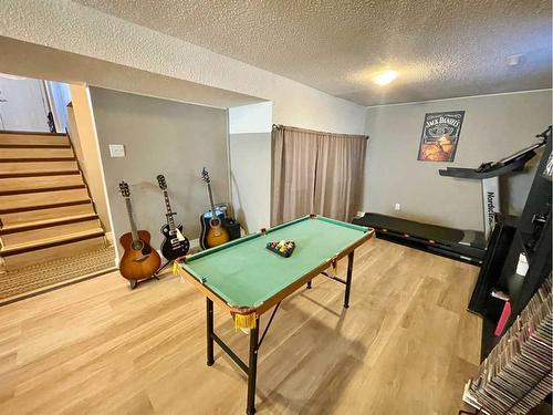 822 10 Street, Wainwright, AB - Indoor Photo Showing Other Room