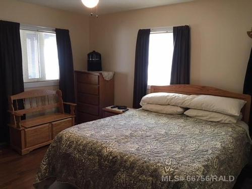 440027 Rng Rd 50A, Rural Wainwright No. 61, M.D. Of, AB - Indoor Photo Showing Bedroom