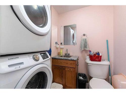 2816 45 Avenue, Lloydminster, SK - Indoor Photo Showing Laundry Room