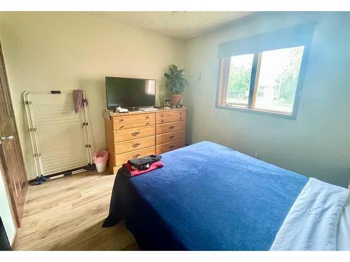 4836 50 Avenue, Vermilion, AB - Indoor Photo Showing Bedroom