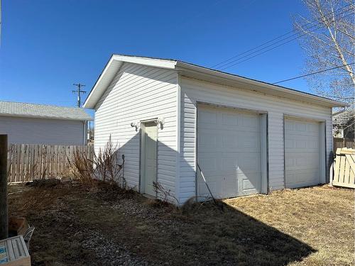 428 5 Street North, Marwayne, AB - Outdoor With Exterior