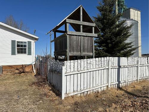 428 5 Street North, Marwayne, AB - Outdoor With Exterior