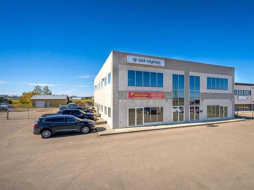 5912 50 Avenue, Lloydminster, AB 