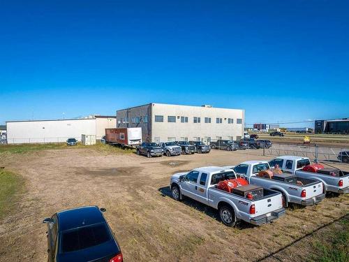 5912 50 Avenue, Lloydminster, AB 