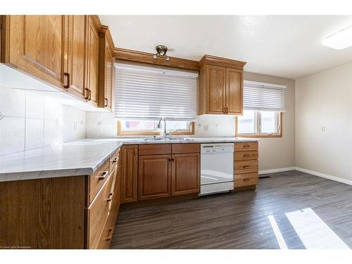 5505 50A Avenue, Lloydminster, AB - Indoor Photo Showing Kitchen With Double Sink