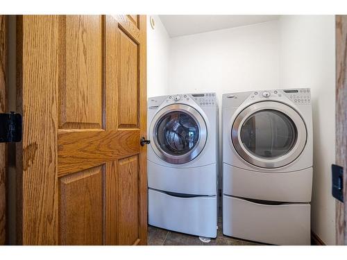 Pt Se 25-51-3 W4, Rural Vermilion River, County Of, AB - Indoor Photo Showing Laundry Room