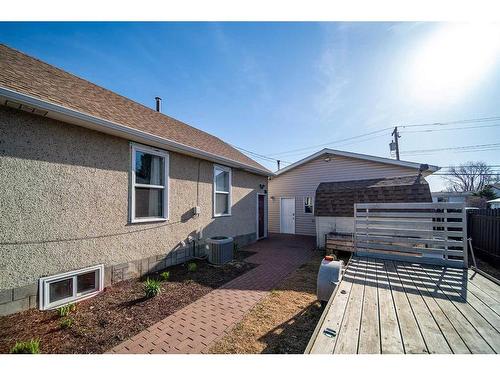 823 14 Street, Wainwright, AB - Outdoor With Exterior