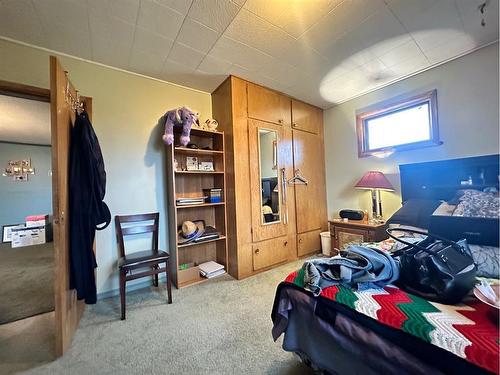 Sw 18-47-27-W3M, Rural, SK - Indoor Photo Showing Bedroom