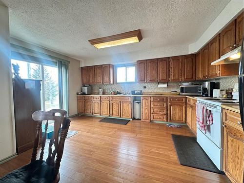 Sw 18-47-27-W3M, Rural, SK - Indoor Photo Showing Kitchen