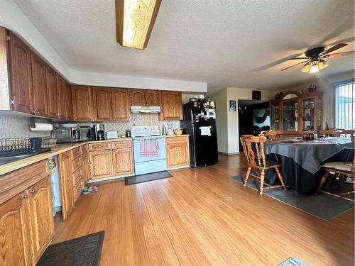 Sw 18-47-27-W3M, Rural, SK - Indoor Photo Showing Kitchen