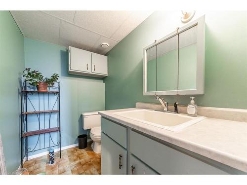 127 3Rd Street East, St. Walburg, SK - Indoor Photo Showing Bathroom