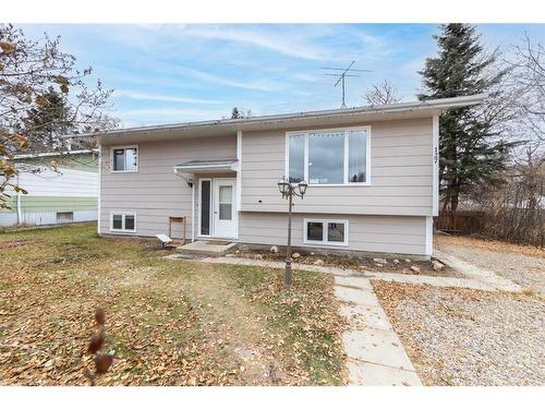 127 3Rd Street East, St. Walburg, SK - Outdoor