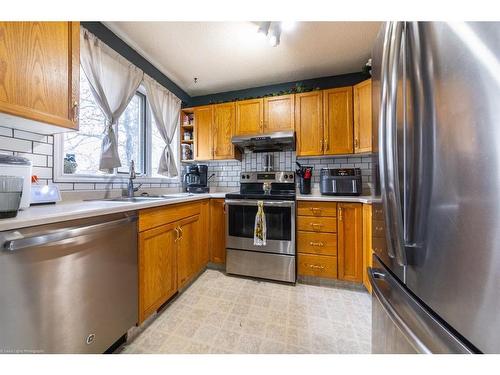 127 3Rd Street East, St. Walburg, SK - Indoor Photo Showing Kitchen With Stainless Steel Kitchen