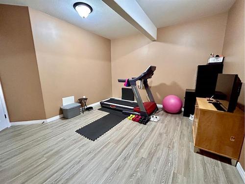 431076 Range Rd 23, Rural Wainwright No. 61, M.D. Of, AB - Indoor Photo Showing Gym Room