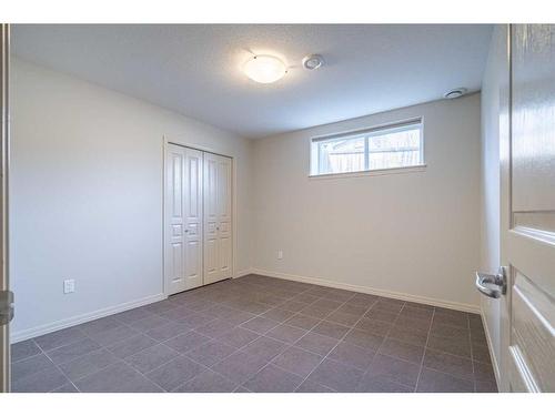 1615 54 Avenue Close, Lloydminster, AB - Indoor Photo Showing Other Room