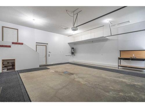 1615 54 Avenue Close, Lloydminster, AB - Indoor Photo Showing Garage