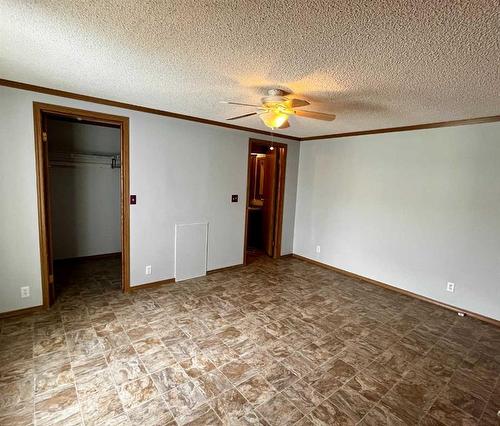 308 1St Avenue West, Maidstone, SK - Indoor Photo Showing Other Room