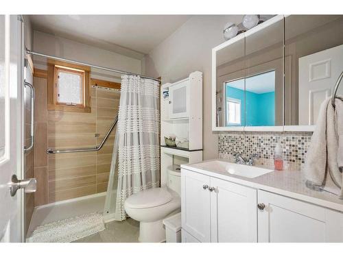12 Zulynik Place, Turtle Lake, SK - Indoor Photo Showing Bathroom