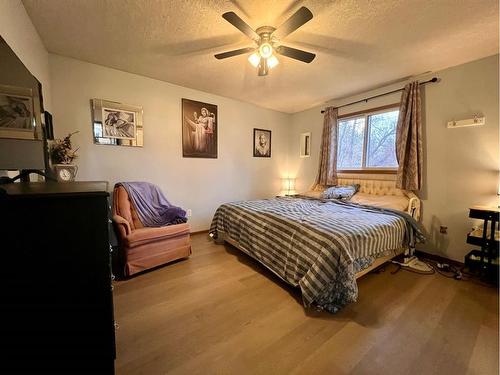 5212 54 Avenue, Edgerton, AB - Indoor Photo Showing Bedroom