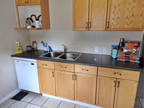 4823 53 Avenue, Vermilion, AB - Indoor Photo Showing Kitchen With Double Sink
