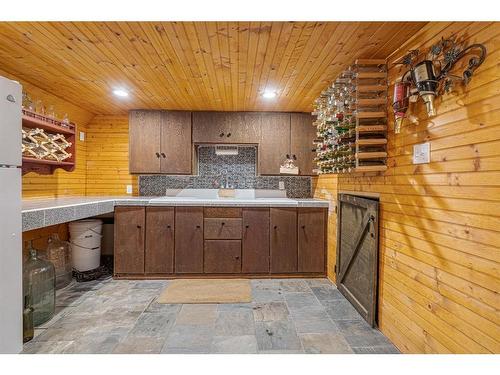 5210 48 Avenue, Kitscoty, AB - Indoor Photo Showing Kitchen