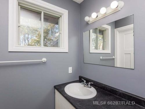 123 Ascot Drive, Rural Wainwright No. 61, M.D. Of, AB - Indoor Photo Showing Bathroom