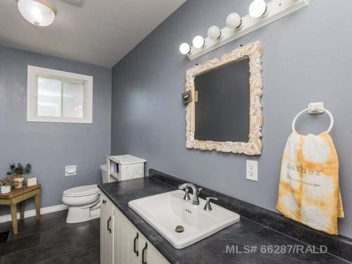 123 Ascot Drive, Rural Wainwright No. 61, M.D. Of, AB - Indoor Photo Showing Bathroom