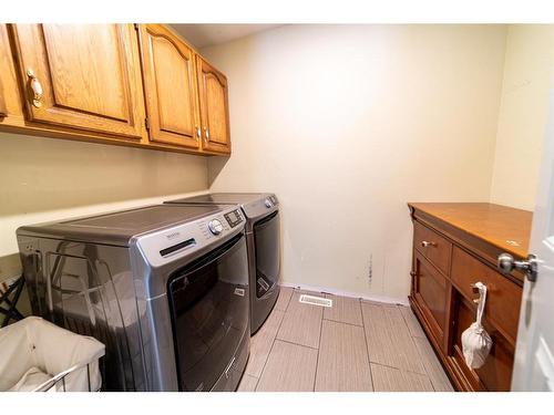 441058 Rge Rd 65, Rural Wainwright No. 61, M.D. Of, AB - Indoor Photo Showing Laundry Room