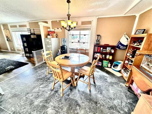 1801 2A Street Crescent, Wainwright, AB - Indoor Photo Showing Dining Room