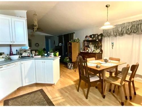 4818 4 Avenue North, Chauvin, AB - Indoor Photo Showing Dining Room