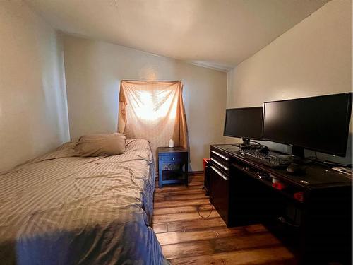 5104 51 Street, Edgerton, AB - Indoor Photo Showing Bedroom
