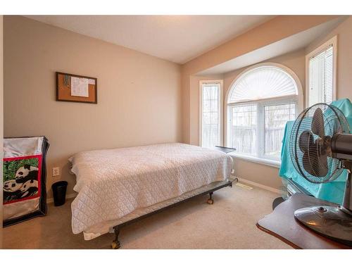 4906 54 Street, Lloydminster, SK - Indoor Photo Showing Bedroom