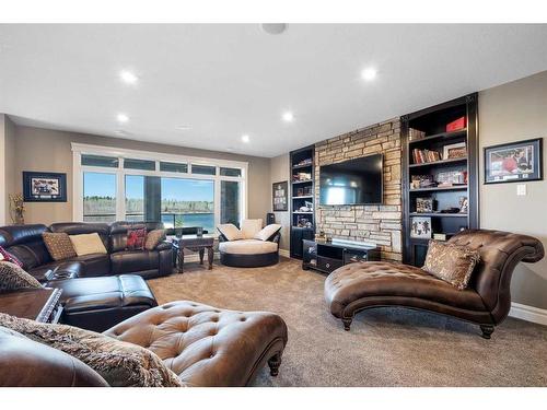 820 Spruce Street, Lac Des Iles, SK - Indoor Photo Showing Living Room