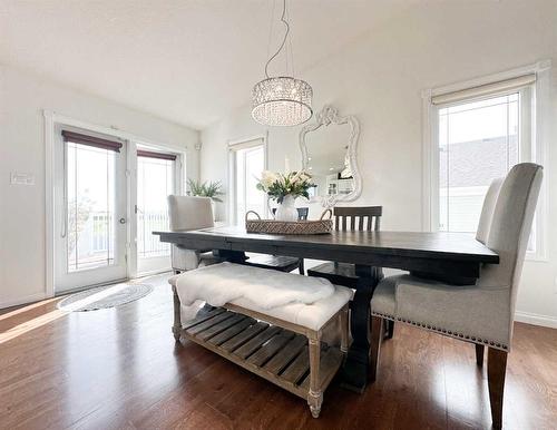 2505 10 Avenue, Wainwright, AB - Indoor Photo Showing Dining Room