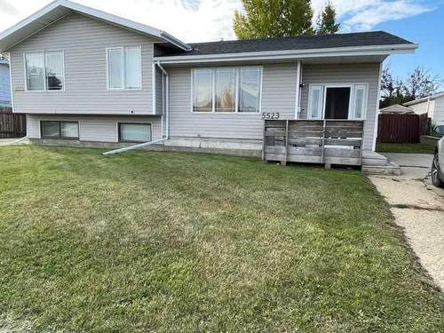 5521 31 Street, Lloydminster, AB - Outdoor