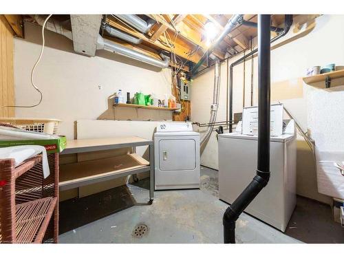 5-3018 56 Avenue, Lloydminster, AB - Indoor Photo Showing Laundry Room