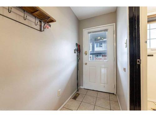 5-3018 56 Avenue, Lloydminster, AB - Indoor Photo Showing Other Room