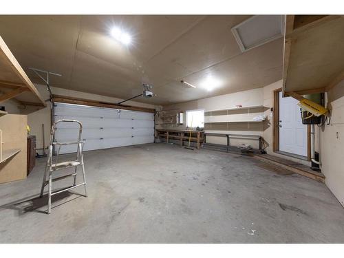3309 62 Avenue, Lloydminster, AB - Indoor Photo Showing Garage