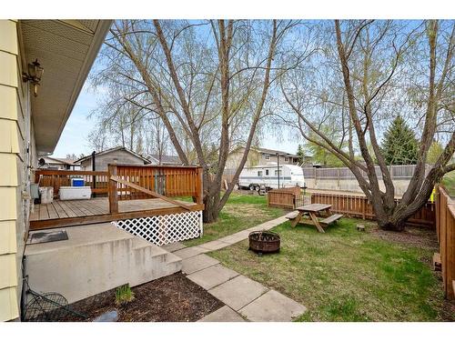 4917 53 Avenue, Kitscoty, AB - Outdoor With Deck Patio Veranda