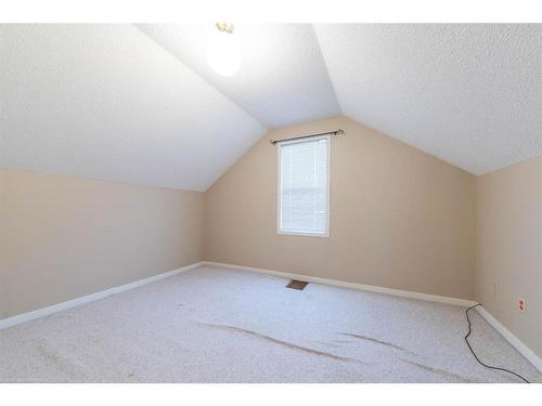 5516 47 Street, Lloydminster, AB - Indoor Photo Showing Other Room